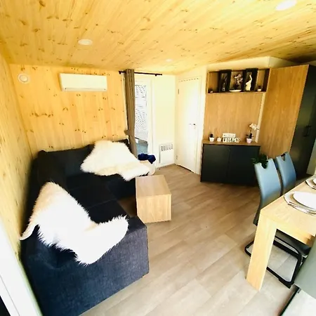 Sommer 32 Holiday home